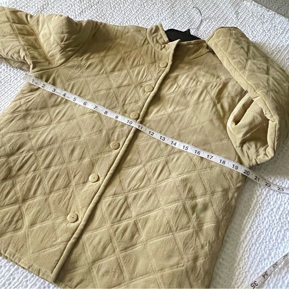 RAFAEL 100% Silk Quilted Jacket Women’s M Crop Button Front Neutral Tan - Picture 12 of 13